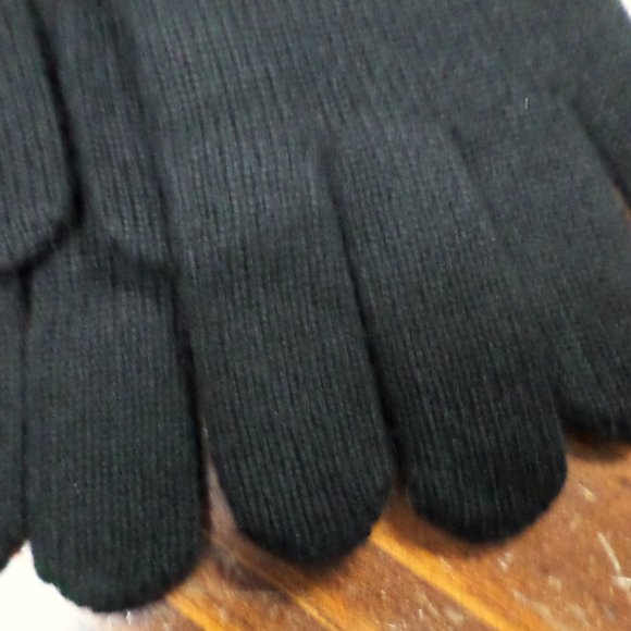 DOUBLE D RANCH WOMEN\'S BLACK 100% CASHMERE HAT and GLOVES SET--New main image 8